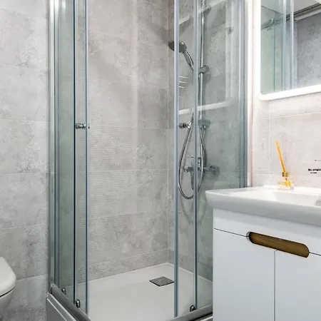Flat W Shared Pool And Garden 15 Min To Coast شقة اسطنبول